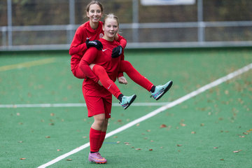Bild 26 - wCJ VfL Pinneberg - Eimsbuettler TV : Ergebnis: 0:3